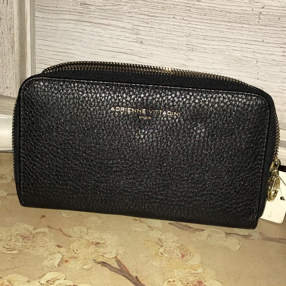 Black pebble leather wallet